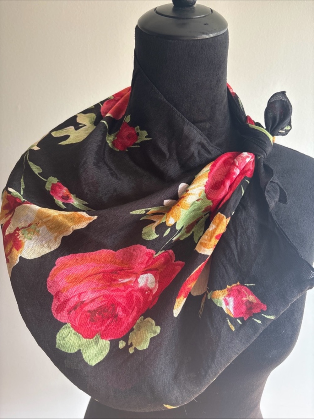 Ralph Lauren Womens Black Vivid Bold Colors Floral Flowers Silk Scarf